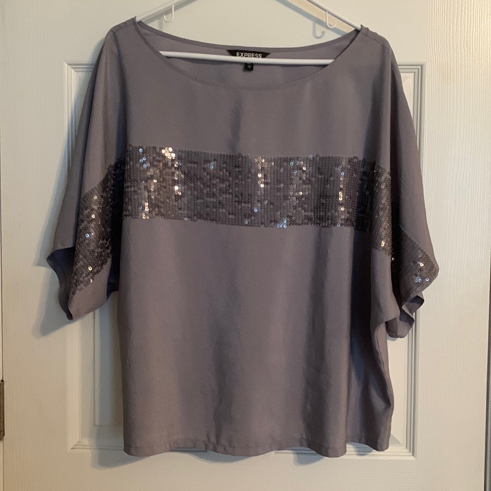 Express Women’s Top Gray Silver Sequins Large Boxy Loose Fit